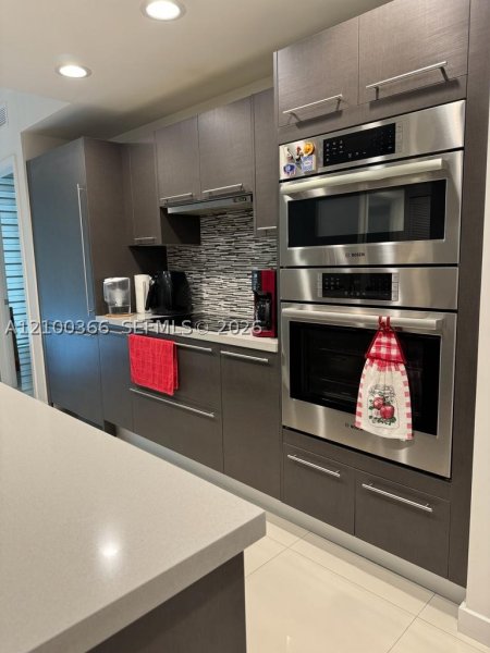 Condo for sale at Midtown Doral 316