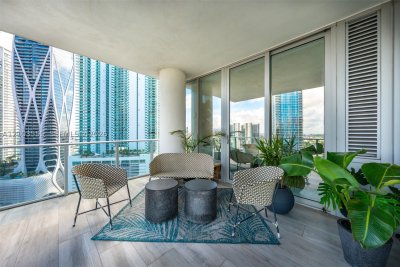 Comprar apartamento no Paramount Miami WorldCenter 1901