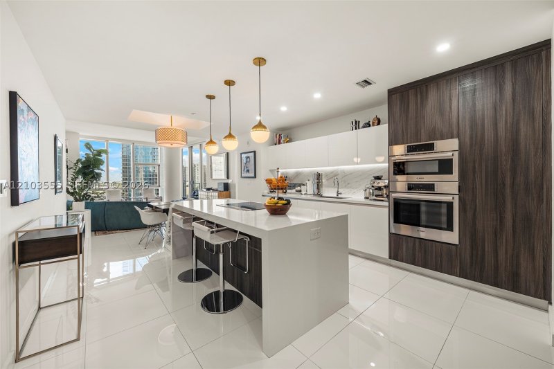Comprar apartamento no Paramount Miami WorldCenter 1901
