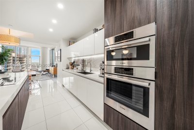 Comprar apartamento no Paramount Miami WorldCenter 1901