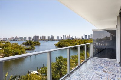The Harbour Apt #506