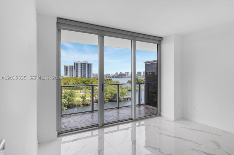 Comprar apartamento no The Harbour 506