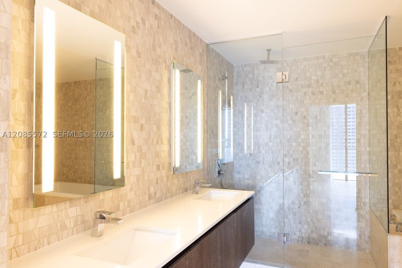 Apartment for rent at Brickell City Centre Reach 2404