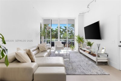 Comprar apartamento no North Tower at The Point 304
