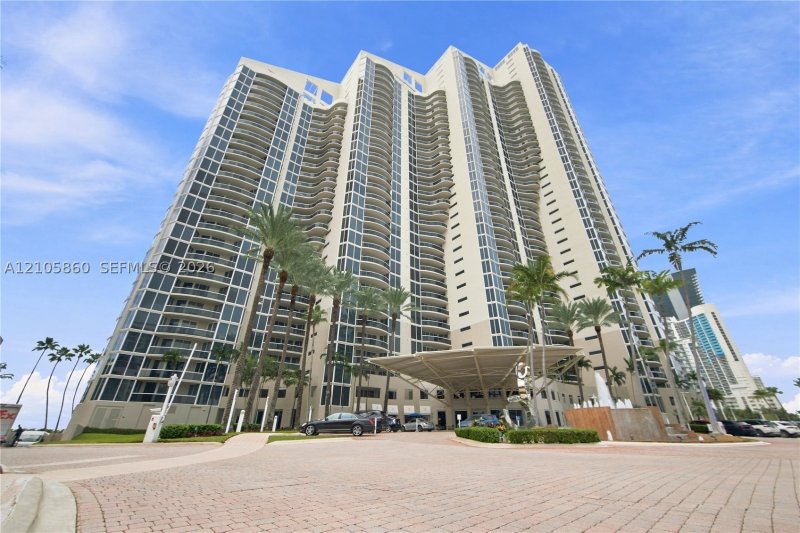Comprar apartamento en The Pinnacle 1903