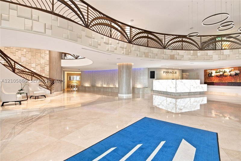 Comprar apartamento en The Pinnacle 1903
