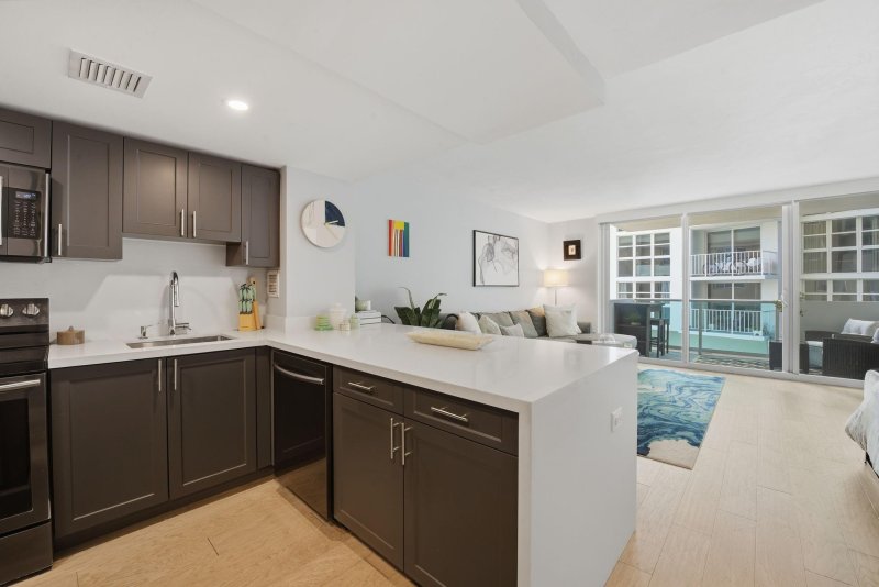 Condo for sale at Mirador North Tower 324