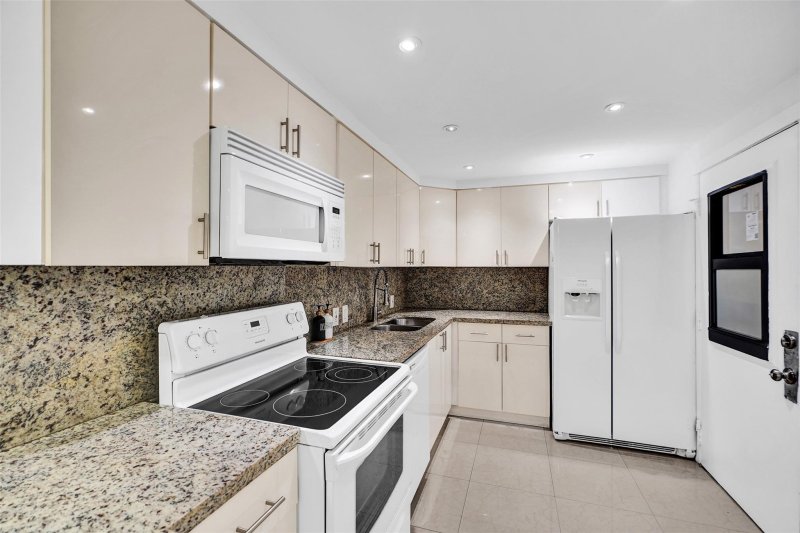 Property photo # 5