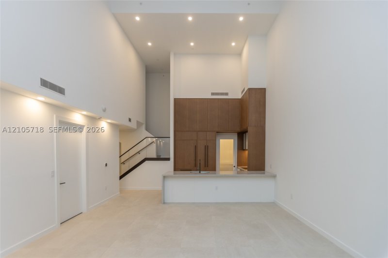 Condo for sale at 2200 Brickell GV16