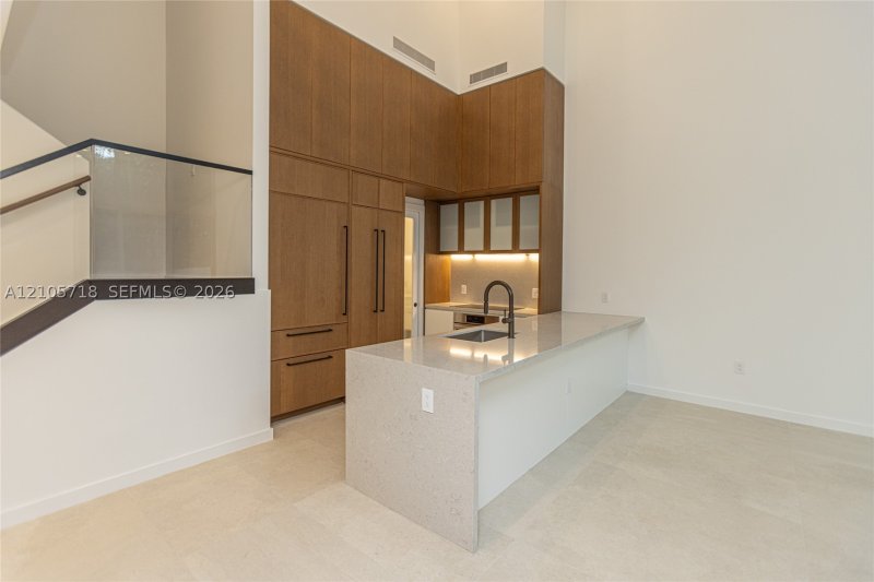 Condo for sale at 2200 Brickell GV16