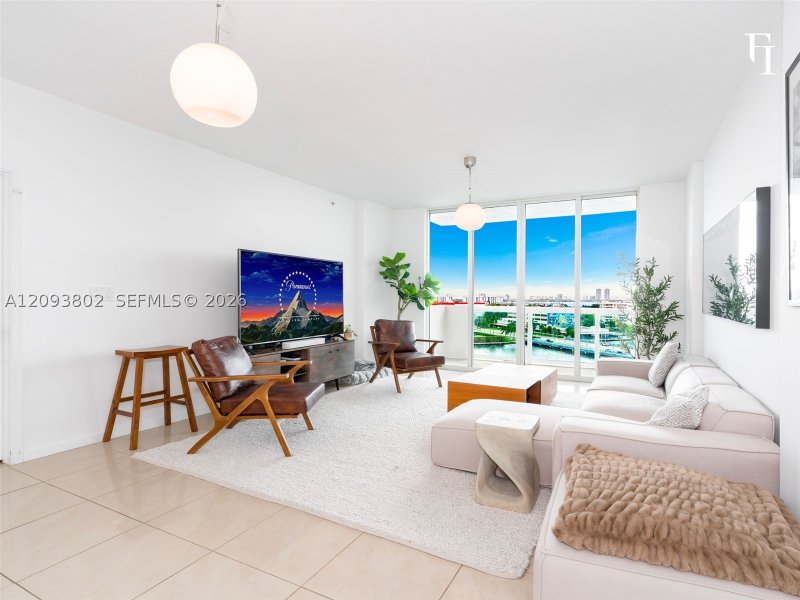 Property photo # 2