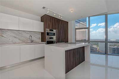 Aluguel de apartamento no Paramount Miami WorldCenter 2402