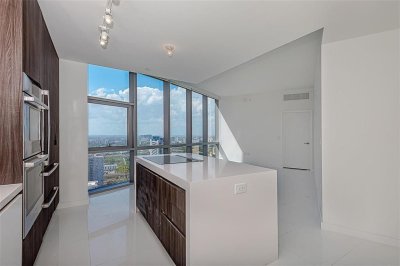 Aluguel de apartamento no Paramount Miami WorldCenter 2402