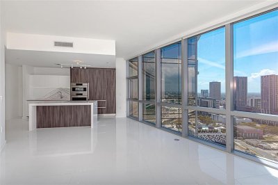 Paramount Miami WorldCenter Apt #2402