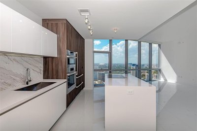 Aluguel de apartamento no Paramount Miami WorldCenter 2402