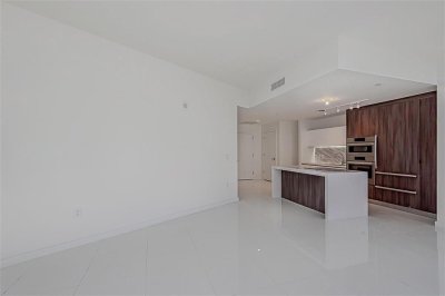 Aluguel de apartamento no Paramount Miami WorldCenter 2402