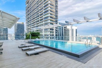 Aluguel de apartamento no 1100 Millecento 1806