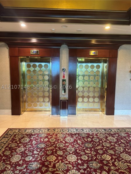 Comprar apartamento no The Palace 9A