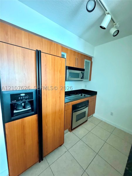 Comprar apartamento no One Miami East Tower 1116