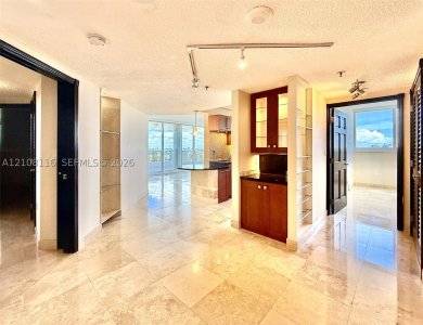 Aluguel de apartamento no Florida Tower 1403