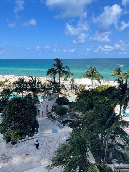 Comprar apartamento en Trump International Sonesta Beach Resort 907