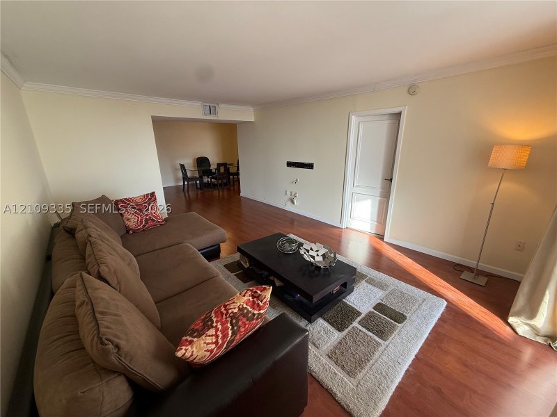 Condo for sale at Brickell Bay Club 2614