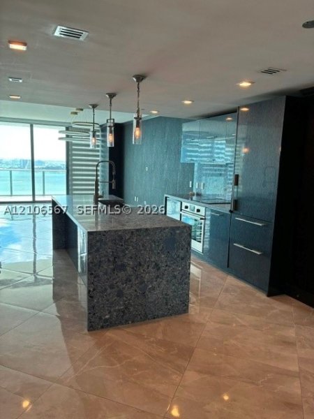 Apartment for rent at Paraiso Bay Miami 3003