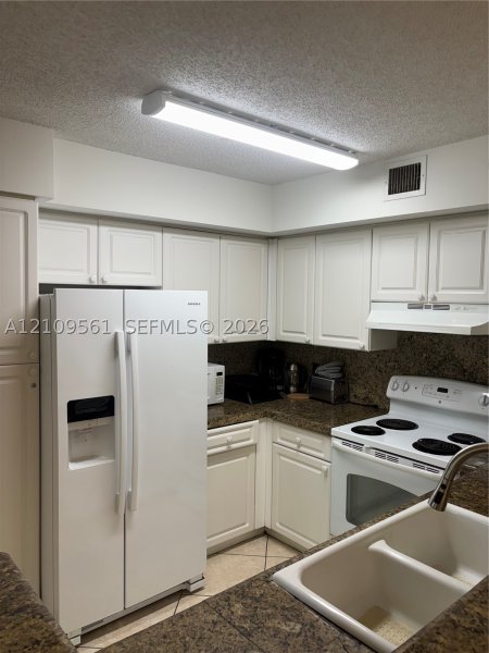 Apartment for rent at Turnberry On The Green 9506