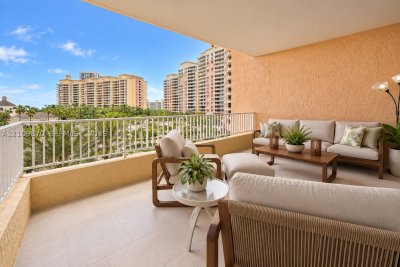 Alquiler de apartamento en Club Tower Three 502