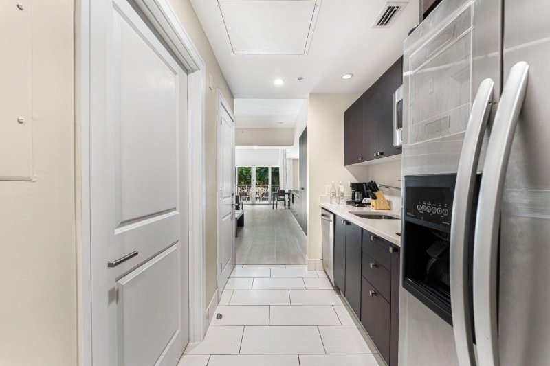 Condo for sale at The Blue Doral 807