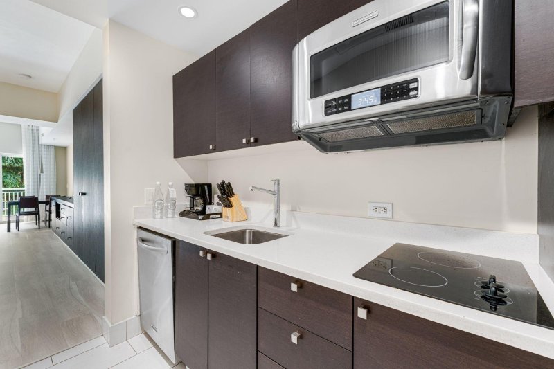 Condo for sale at The Blue Doral 807