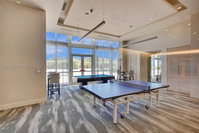 Condo for sale at Trump Royale 3402