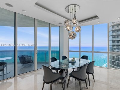 Comprar apartamento en Trump Tower Three 2901