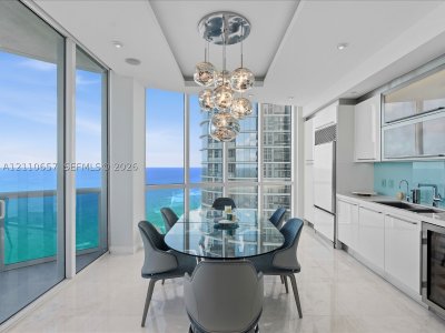 Comprar apartamento en Trump Tower Three 2901