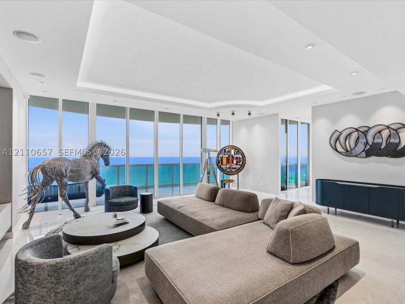 Comprar apartamento en Trump Tower Three 2901