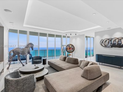 Comprar apartamento en Trump Tower Three 2901