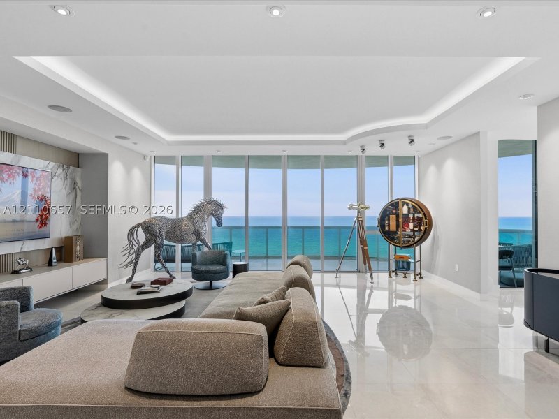 Comprar apartamento en Trump Tower Three 2901