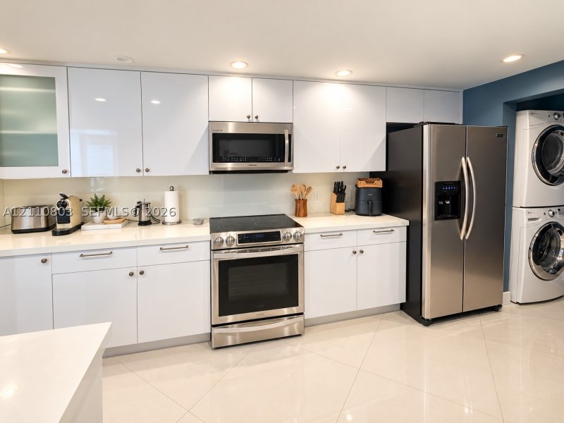 Comprar apartamento no Courvoisier Courts 2412