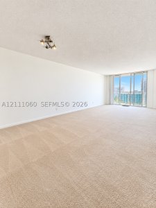 Comprar apartamento no Ocean Reserve 1521