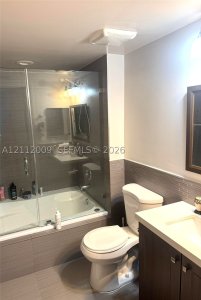 Aluguel de apartamento no Mark on Brickell 1008