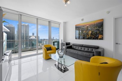 Aluguel de apartamento no Mint at Riverfront 3303
