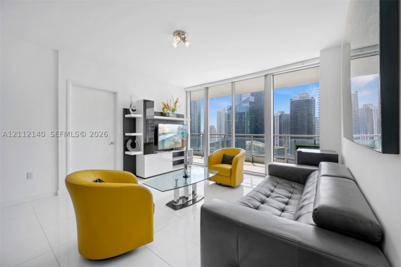 Aluguel de apartamento no Mint at Riverfront 3303