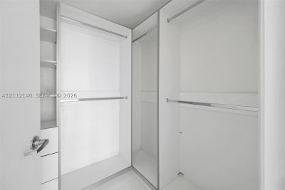 Aluguel de apartamento no Mint at Riverfront 3303