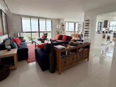 Mystic Pointe 500 Apt #1709