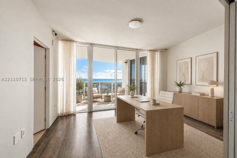 Condo for sale at Murano Grande 2101