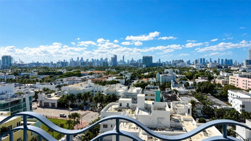 Condo for sale at 1500 Ocean Drive 1210