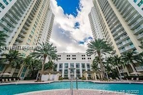 Comprar apartamento no Duo Condo 908E