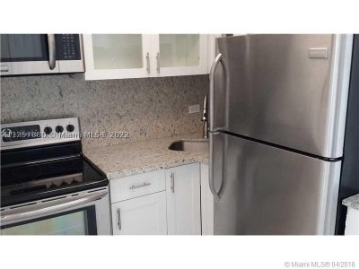 Comprar apartamento en Bayshore Yacht Tennis Club 703