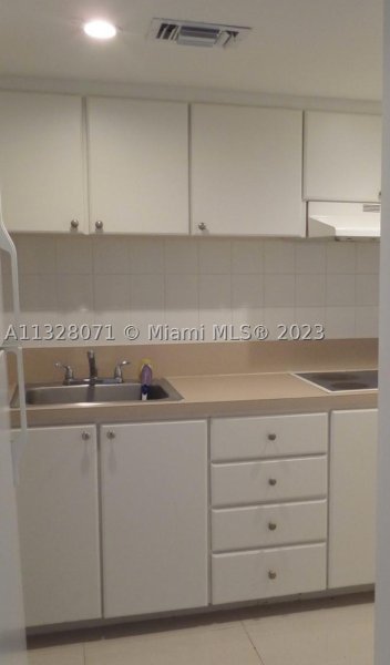 Condo for sale at Mirador 1032