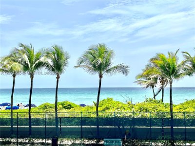 Aluguel de apartamento no 2080 Ocean Drive 111